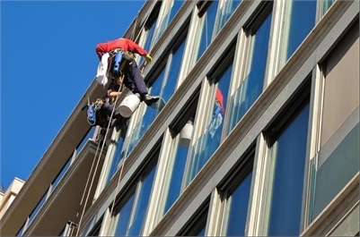 Window Cleaning Service in Quincy MA
