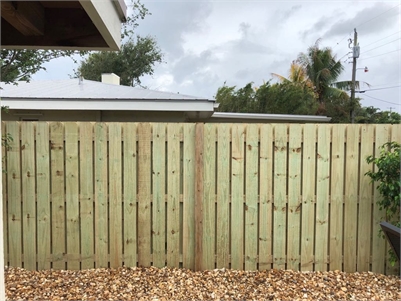 San Bernardino Fence Builders